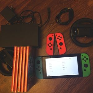 SOLD//Nintendo switch (v1.0) + 5 games + joycons + more